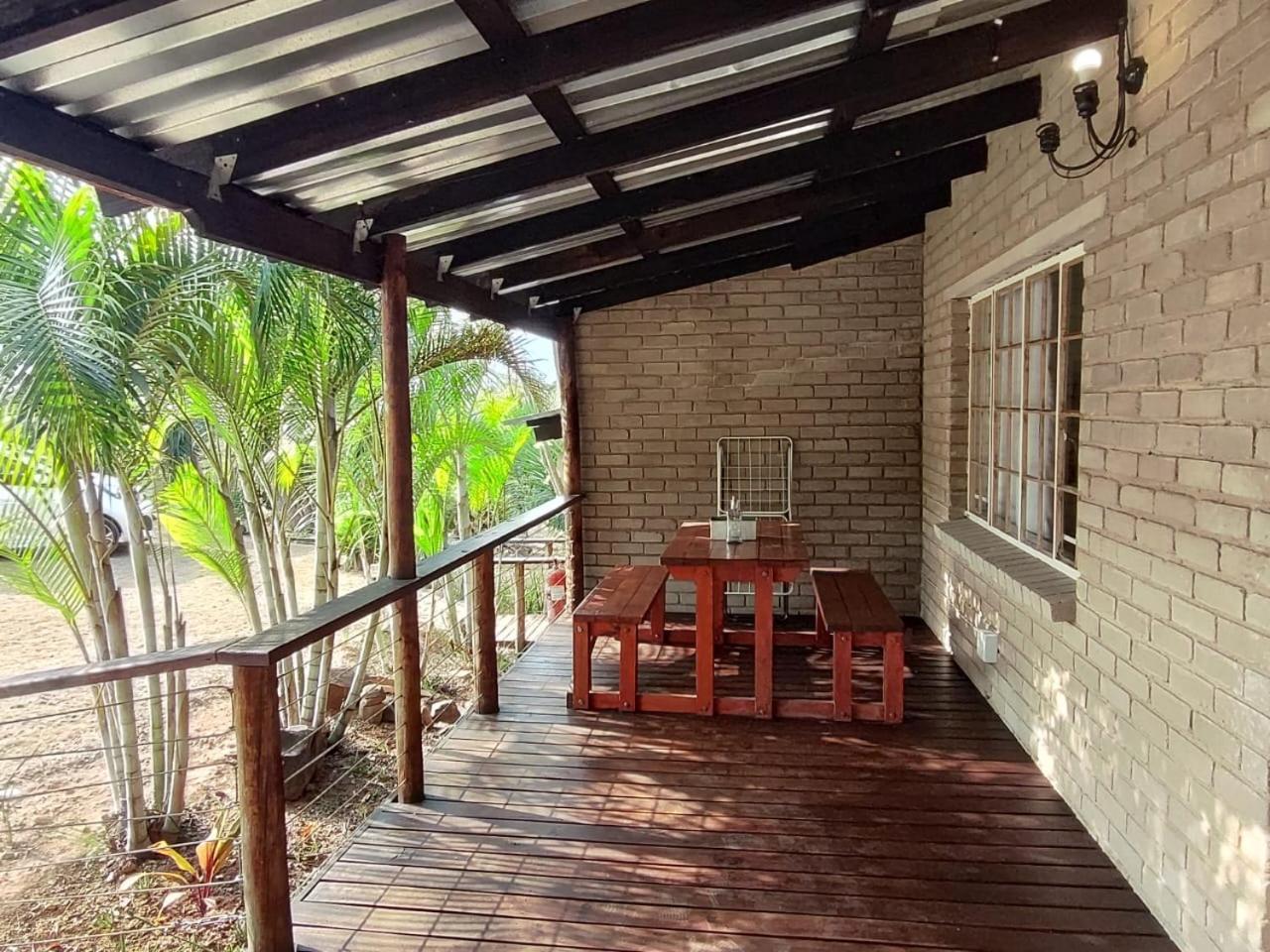 Numbi Hills Self-Catering Villa เฮซีวิว ภายนอก รูปภาพ